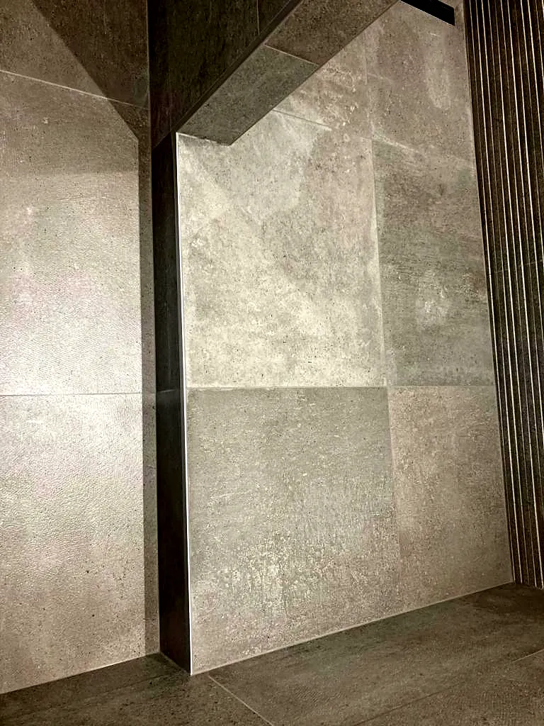 Angle et profilés de finition